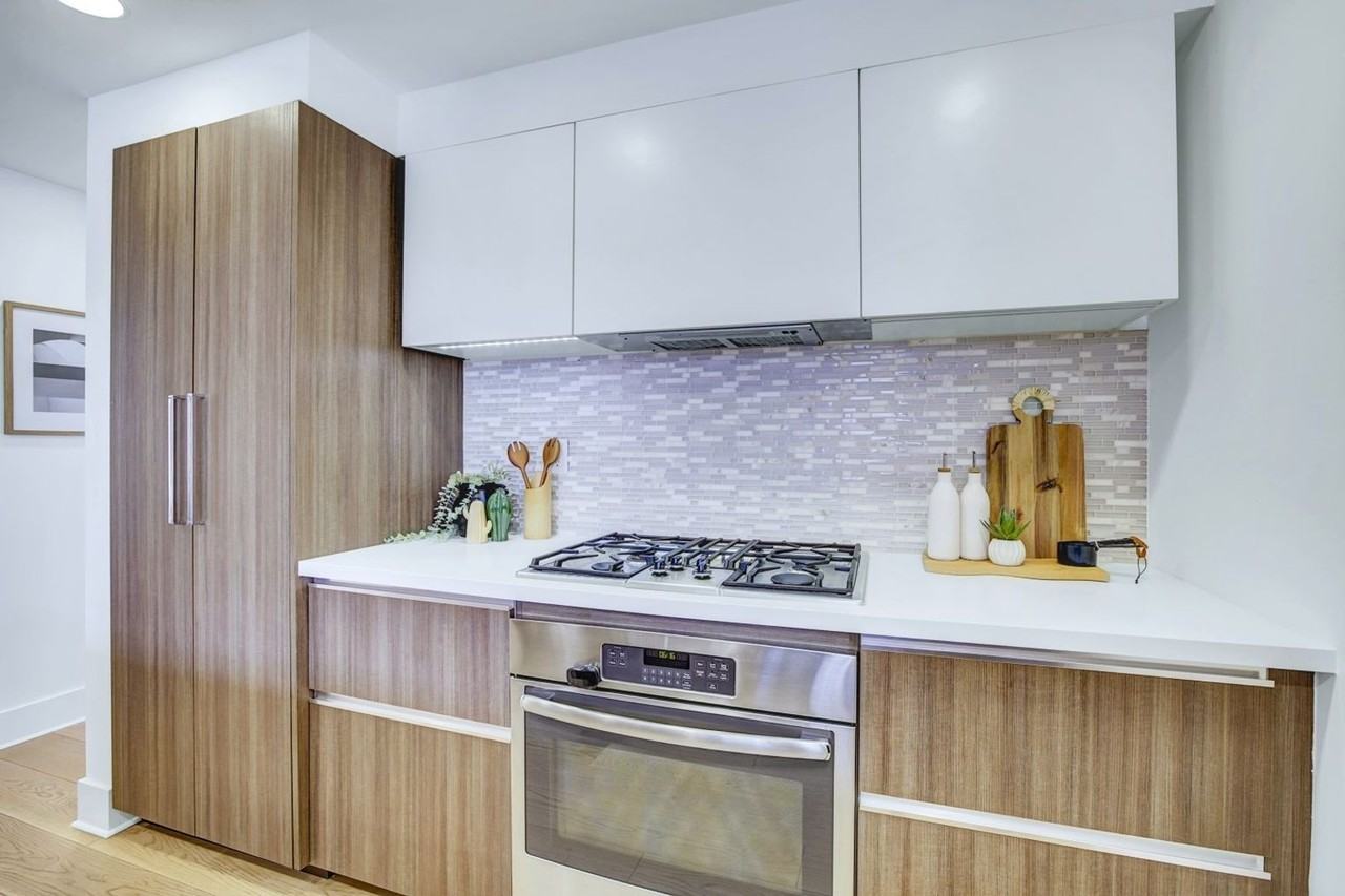 1080 Sutter St - Photo 3 of 32