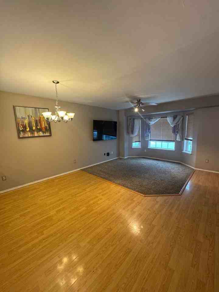 8579 Sara Lynn Pl - Photo 4 of 15