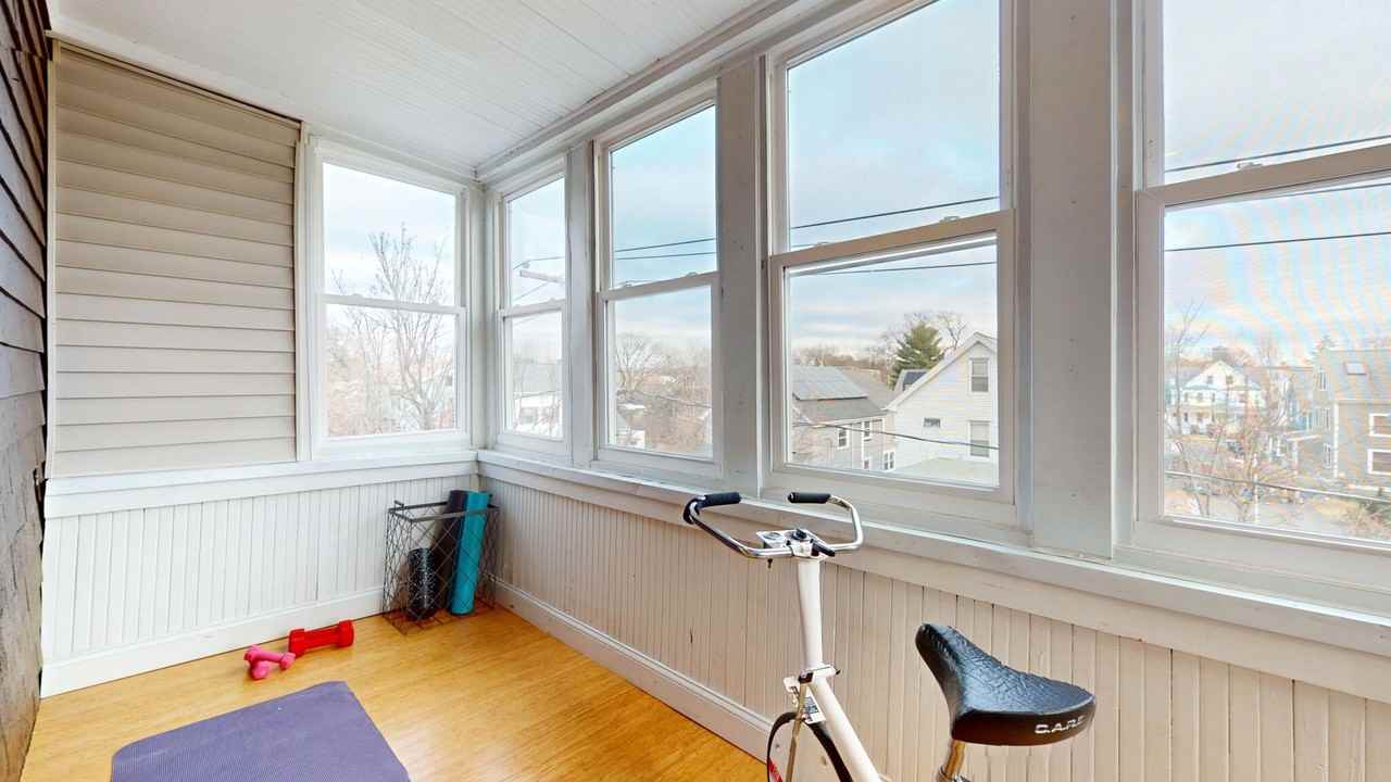 36 Clay St - Photo 7 of 28