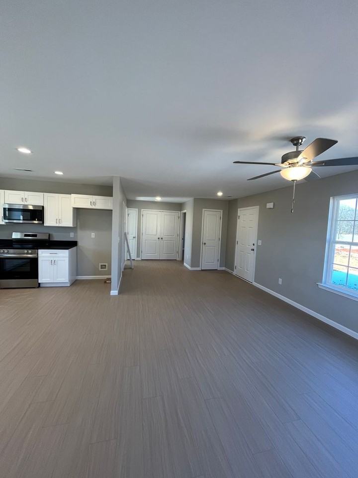 498 Bernice Snow Rd - Photo 4 of 13