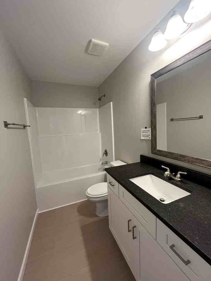 498 Bernice Snow Rd - Photo 5 of 13