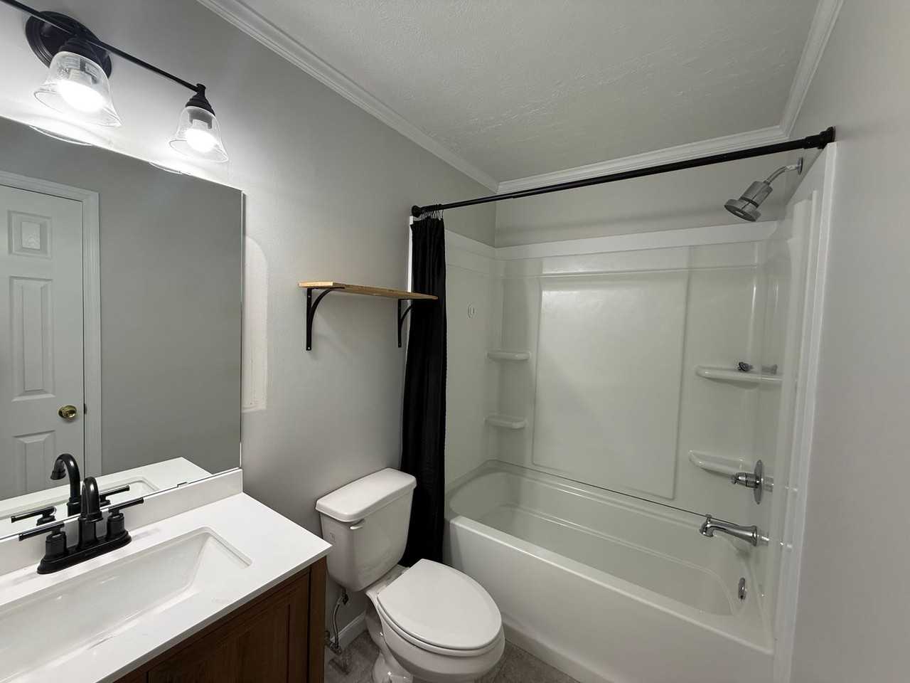 2118 Glen Davis Rd - Photo 5 of 10