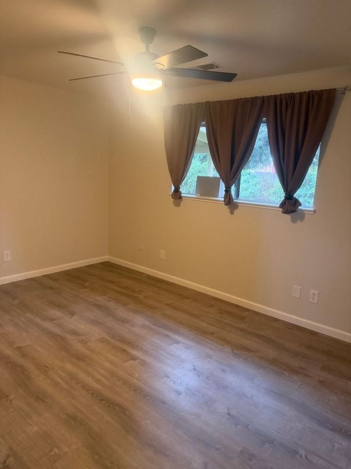 2801 Gail Ave - Photo 2 of 12