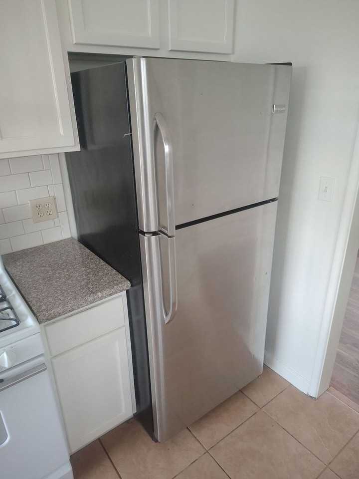 2107 Belle Ter - Photo 6 of 22