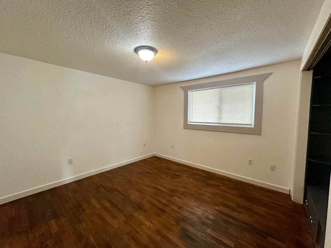 2325 Home Ave - Photo 7 of 15