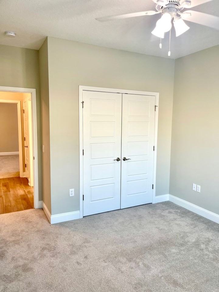 160 The Villas Way - Photo 5 of 23