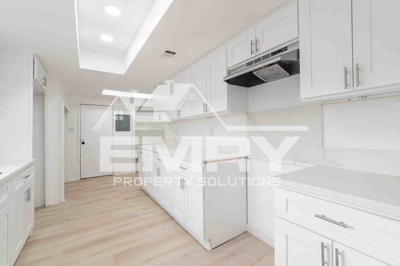 6221 Fishburn Ave Bell - Photo 6 of 43