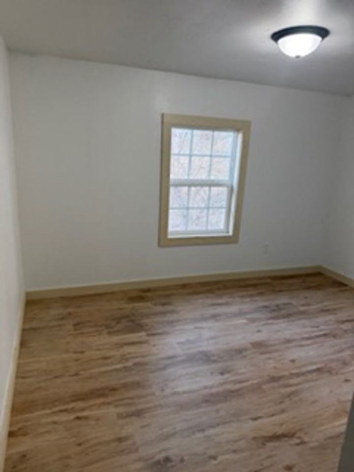 801 E 13th St - Photo 7 of 13