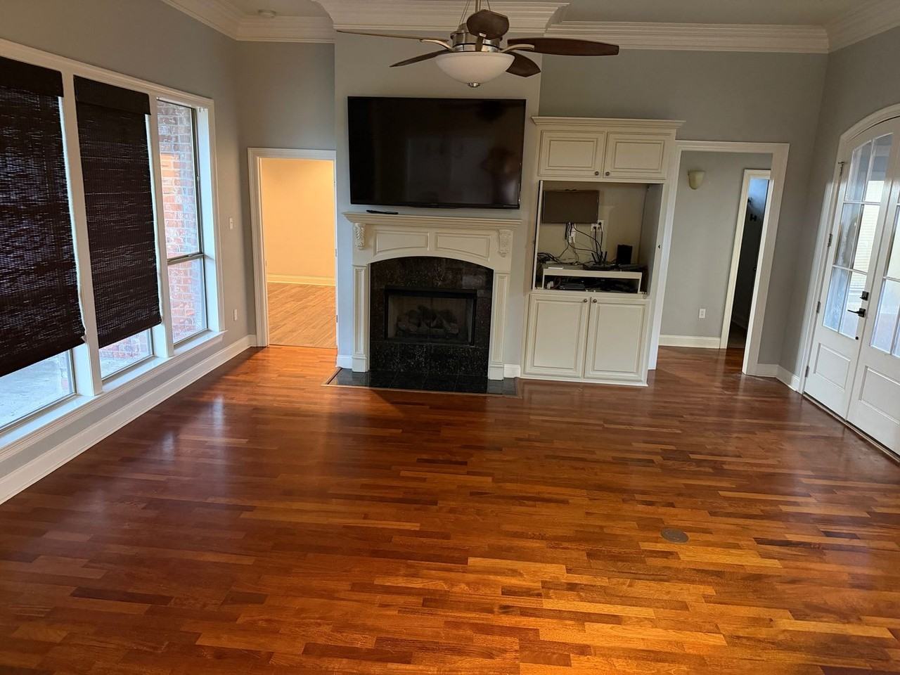 38608 Alderly Ln - Photo 4 of 11