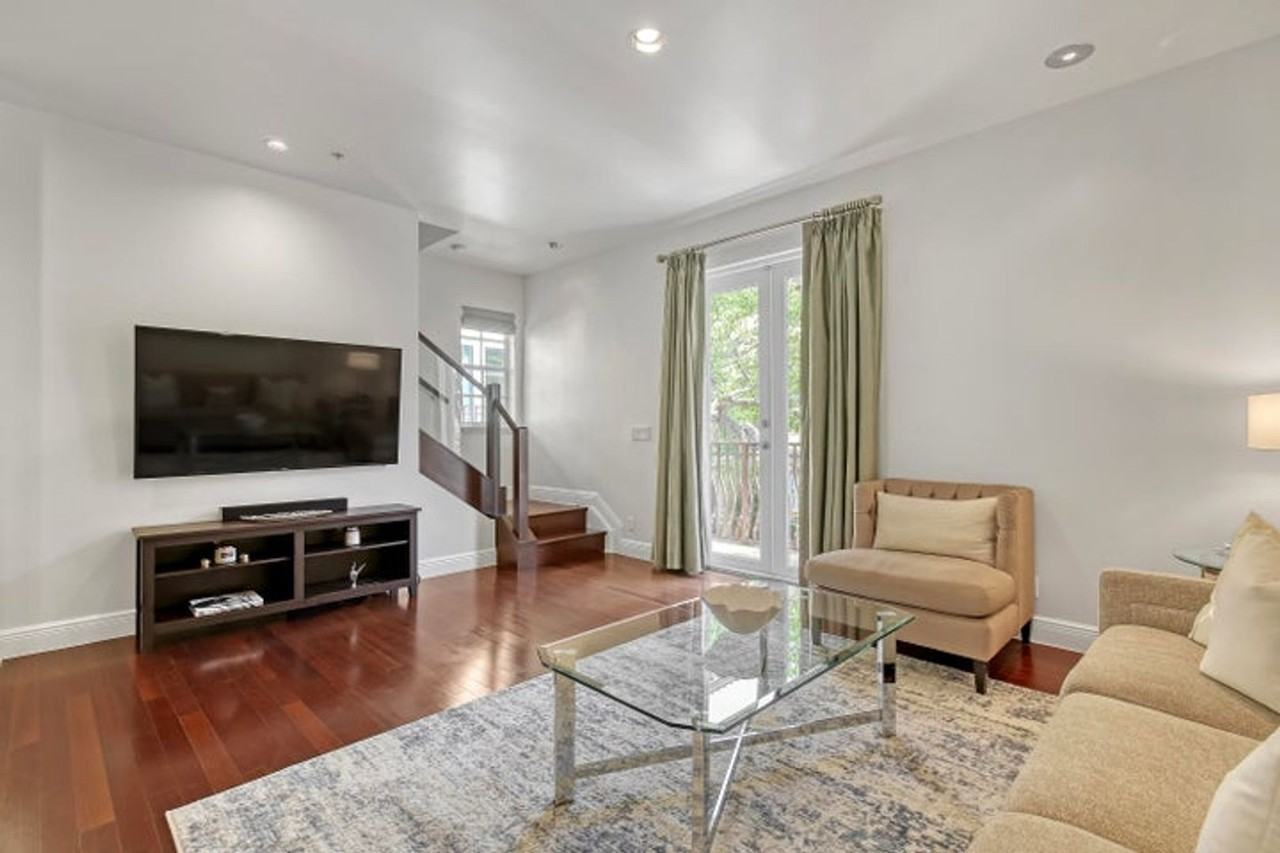 72 Se 6th Ave - Photo 5 of 23