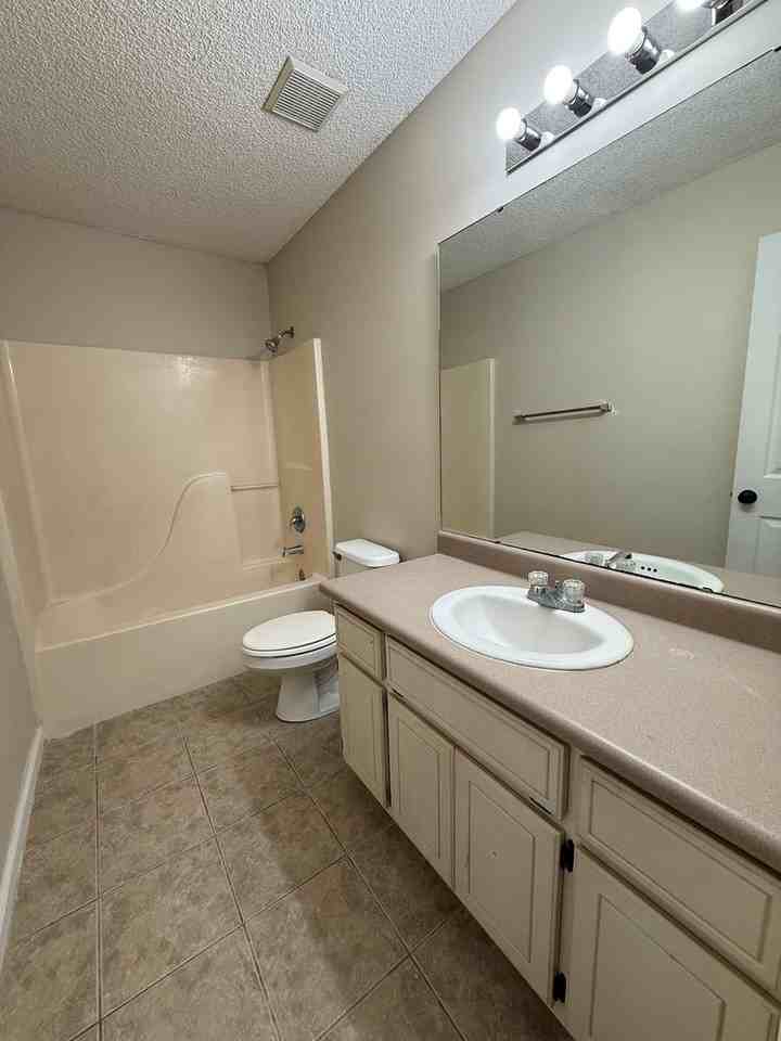 16 Sapalo Dr - Photo 5 of 20