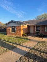 featured image of Pebble Creek Dr