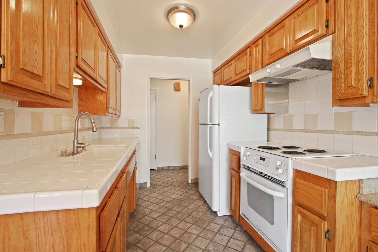 843 Euclid St in Santa Monica - Photo 2 of 4