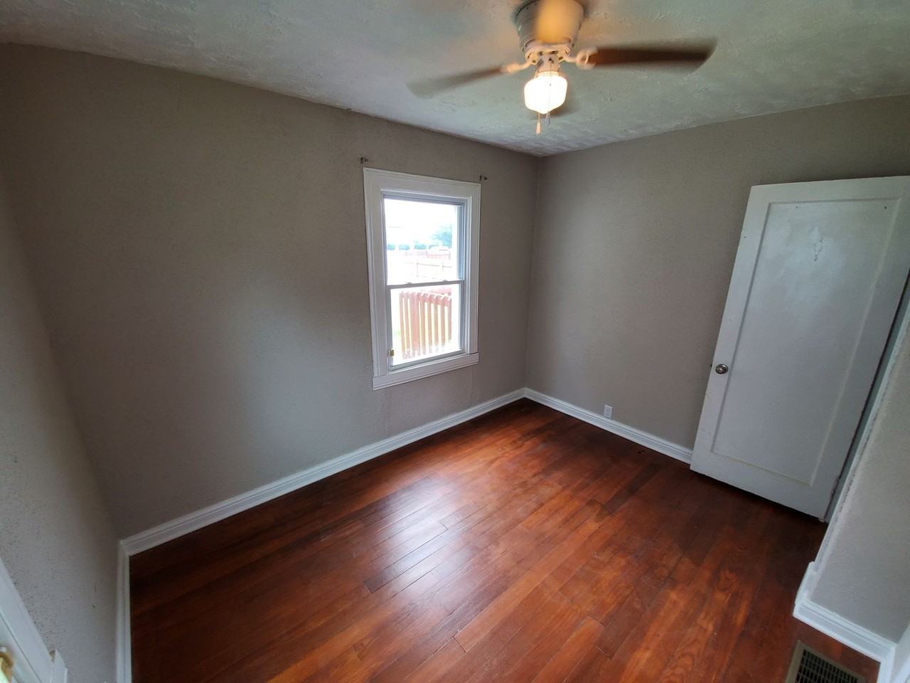 333 Archer Dr - Photo 6 of 33