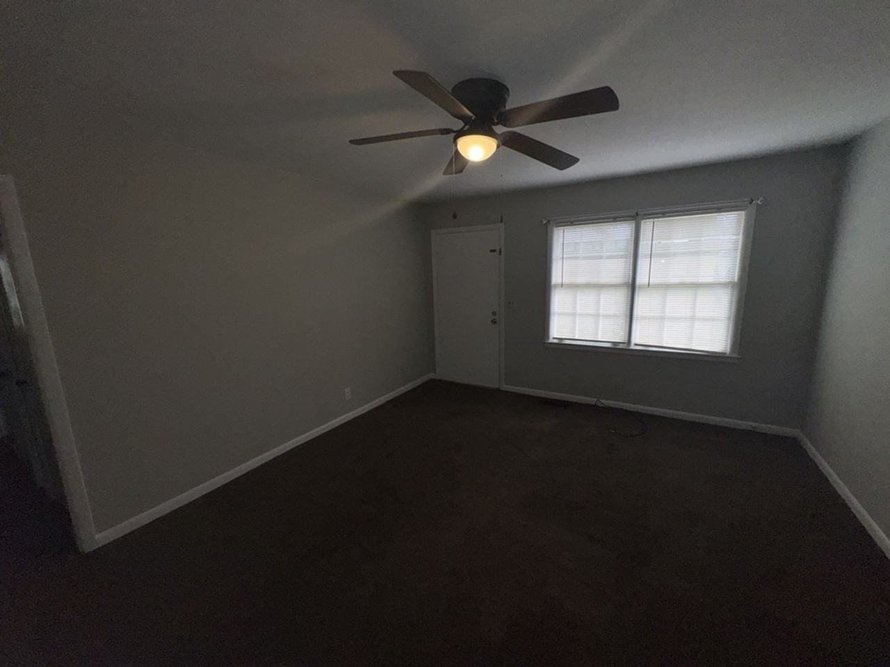 1117 Steve Mar Dr - Photo 2 of 12