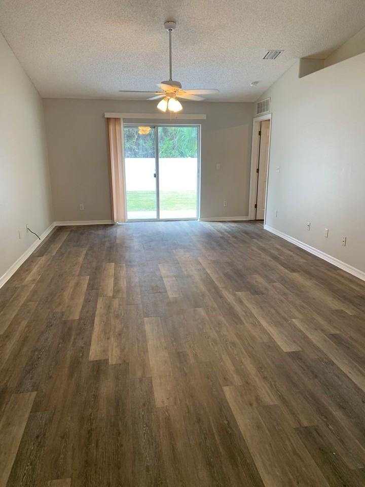 71 Raemoor Dr - Photo 6 of 27