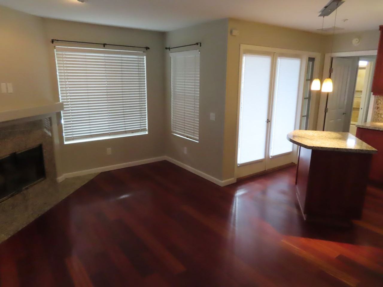 727 Robinson Ave #B - Photo 2 of 10