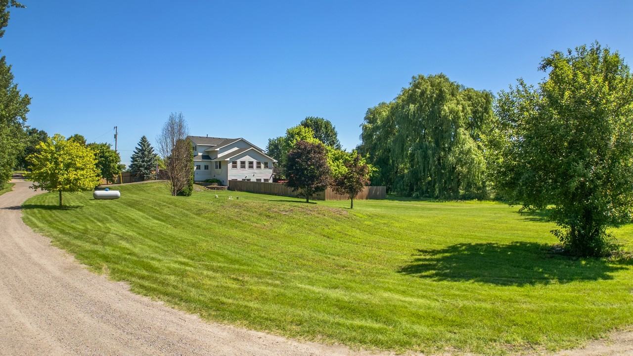 645 Us Highway 12 Se #1 - Photo 4 of 38