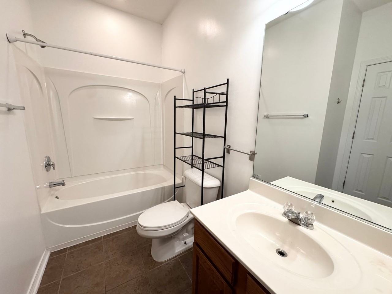 318 Kiskadee Loop #C - Photo 6 of 13