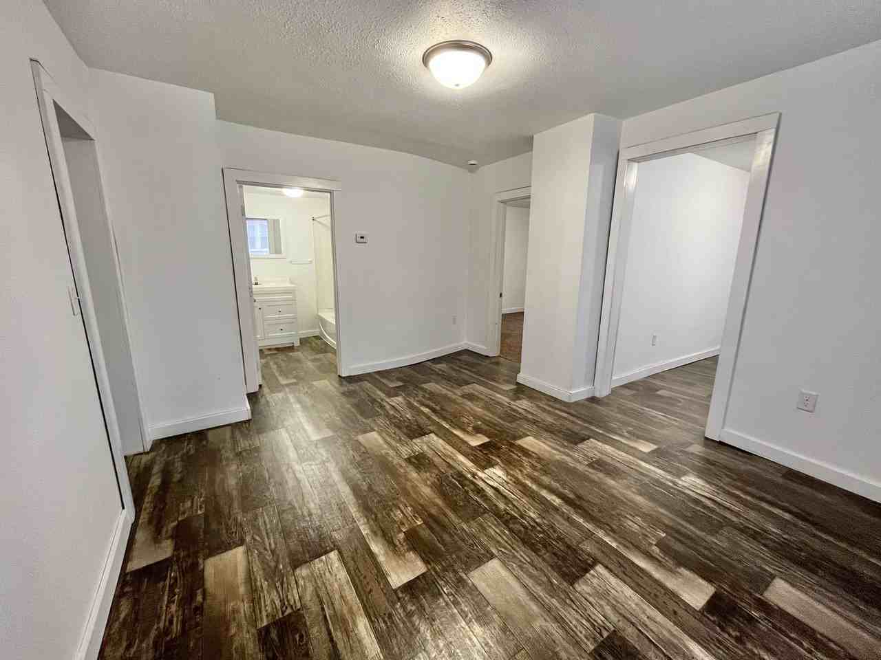 741 S 3rd Ave - Photo 6 of 27