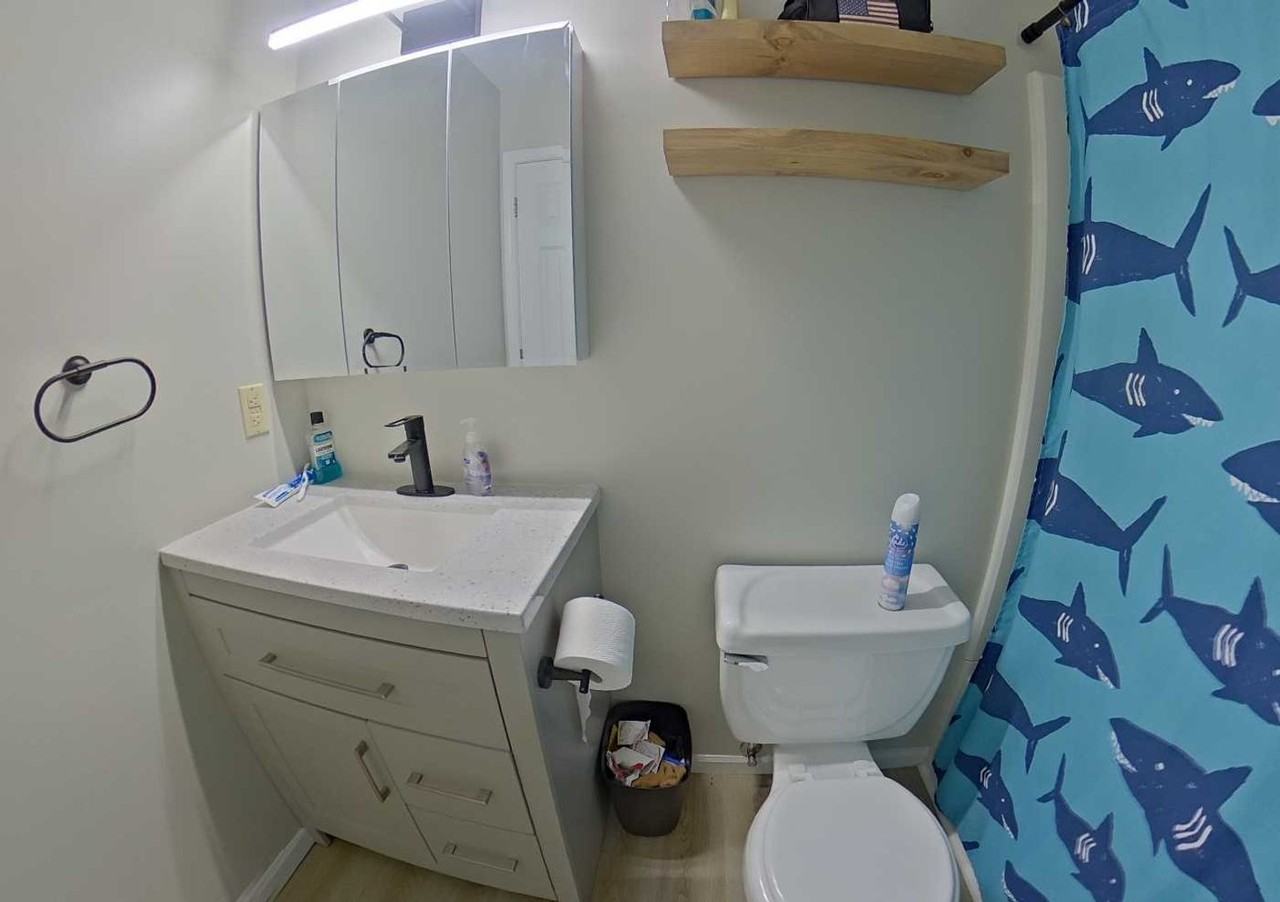 1945 Crescent Dr - Photo 7 of 14