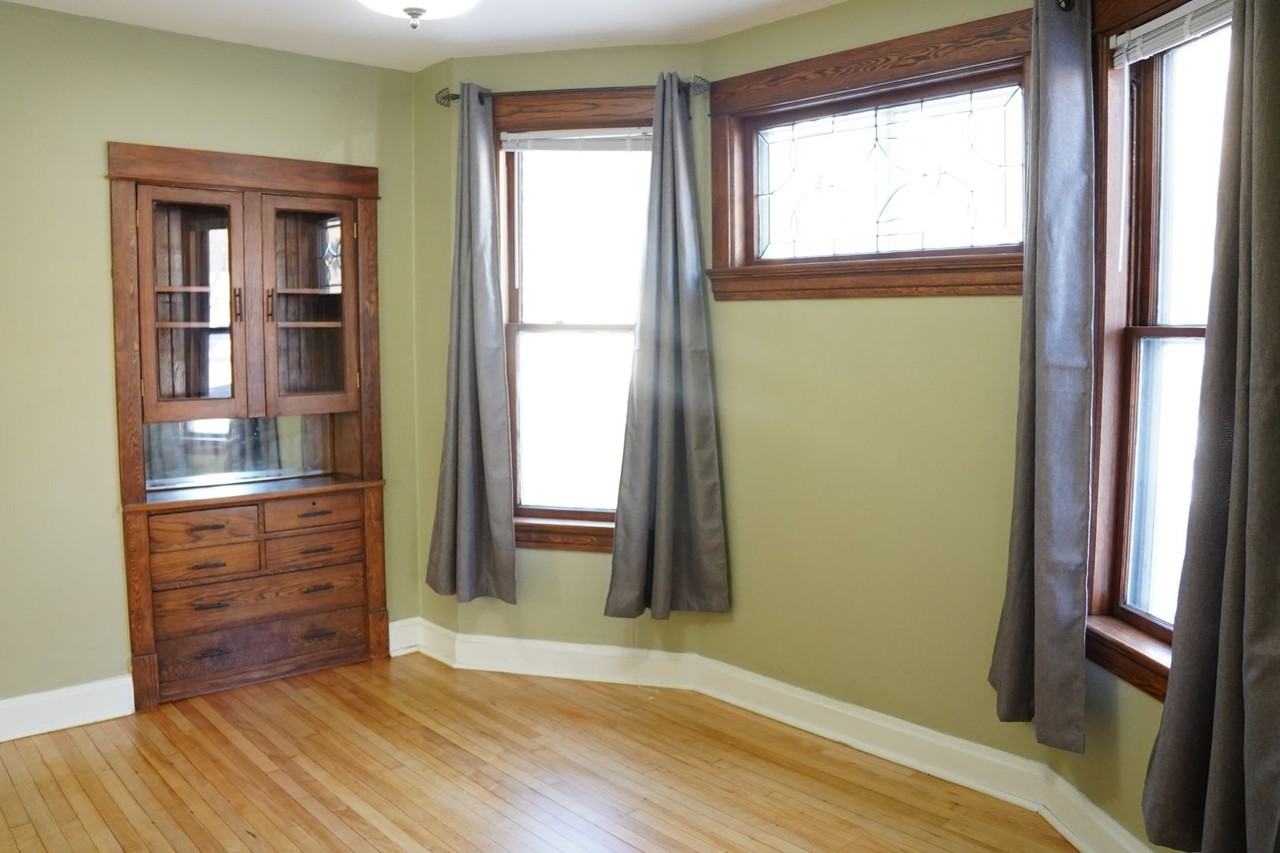 101 S 18th Ave E - Photo 6 of 31