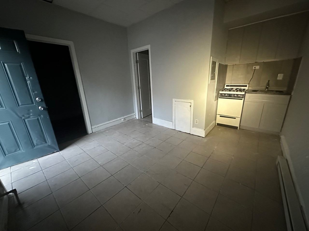 1521 Wakeling St Apt 1r #1R - Photo 2 of 5