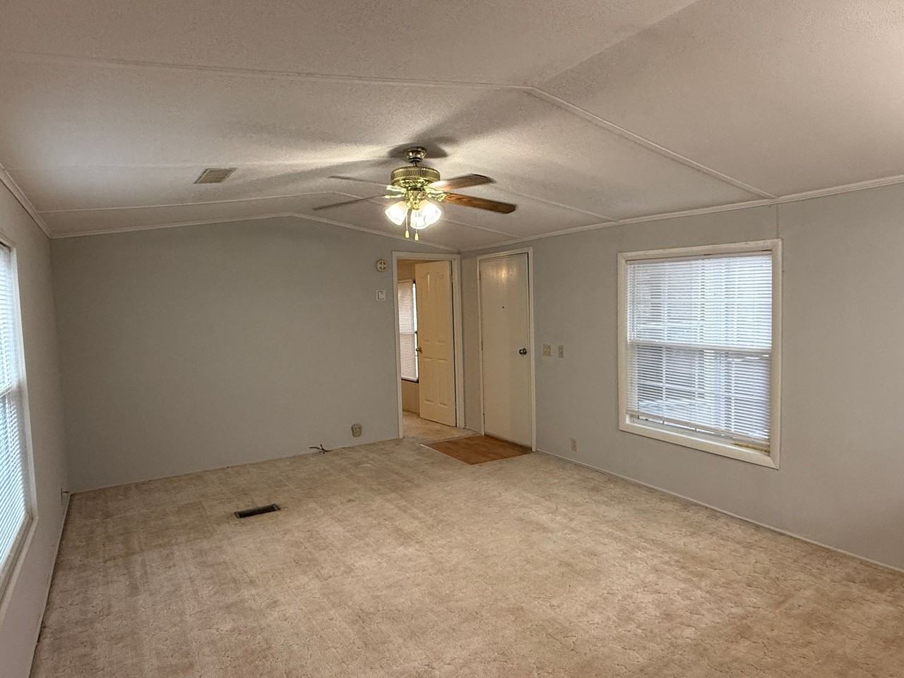 13 Lot 13 - Photo 7 of 14