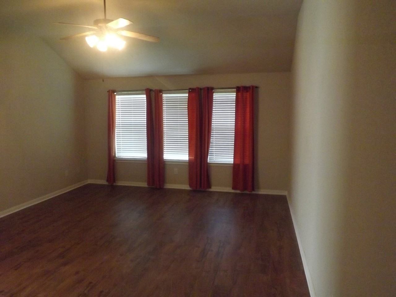 18928 Alnwick Castle Dr - Photo 7 of 12