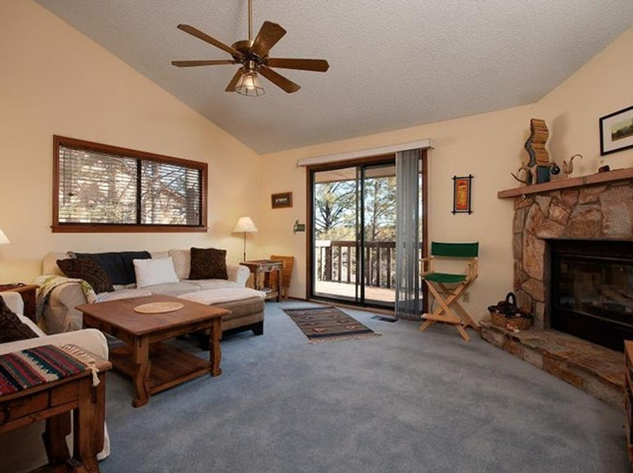 2424 N Whispering Pines Way - Photo 2 of 15