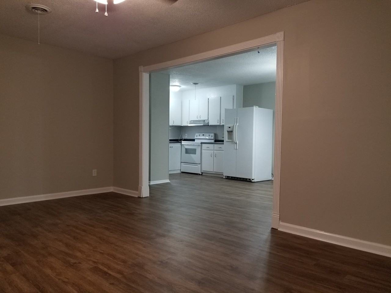 3517 Byron Pl - Photo 4 of 36