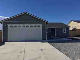 featured image of 4549 Spaight Way