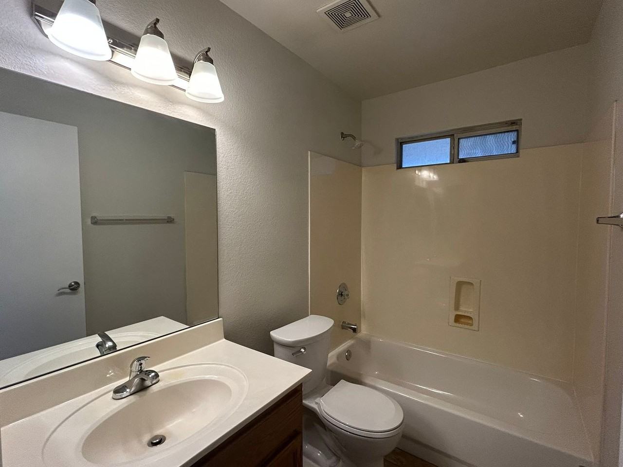 2018 N 84th Ln - Photo 3 of 10