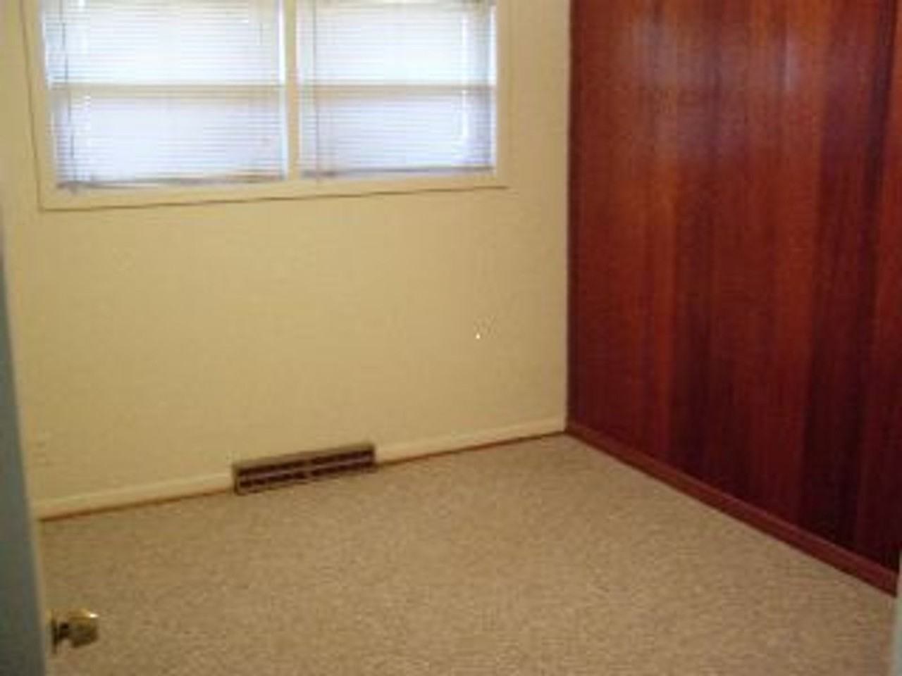 1000 Sandusky Dr - Photo 6 of 6