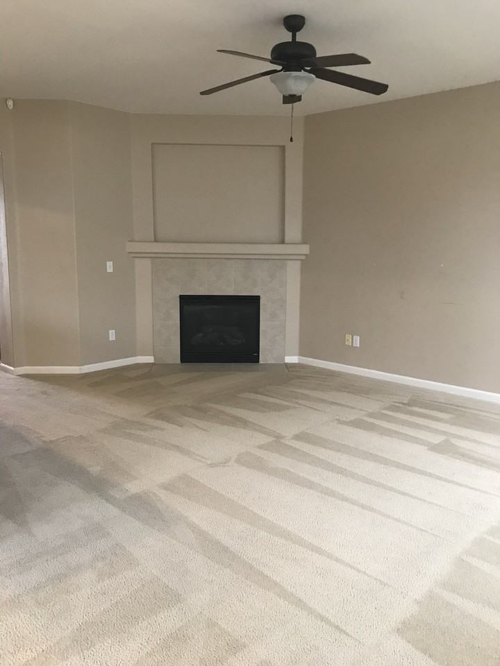 1213 Strawberry Ct - Photo 4 of 8