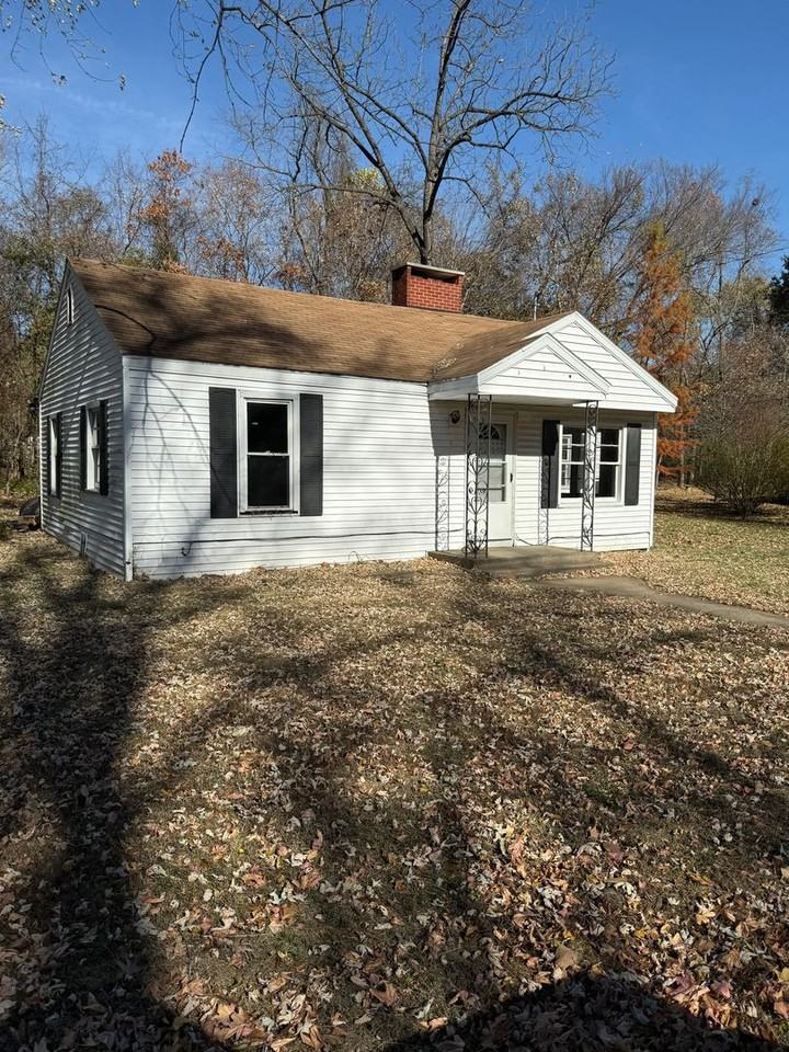 906 W Mcdaniel St - Photo 6 of 10