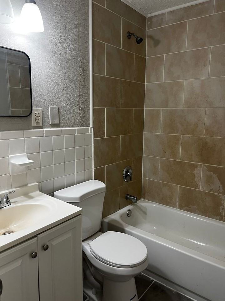 3172 Woodrow St - Photo 6 of 7