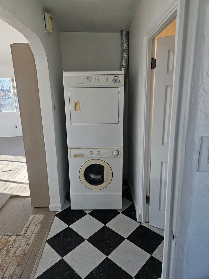 4607 Carlton St Nw - Photo 2 of 13