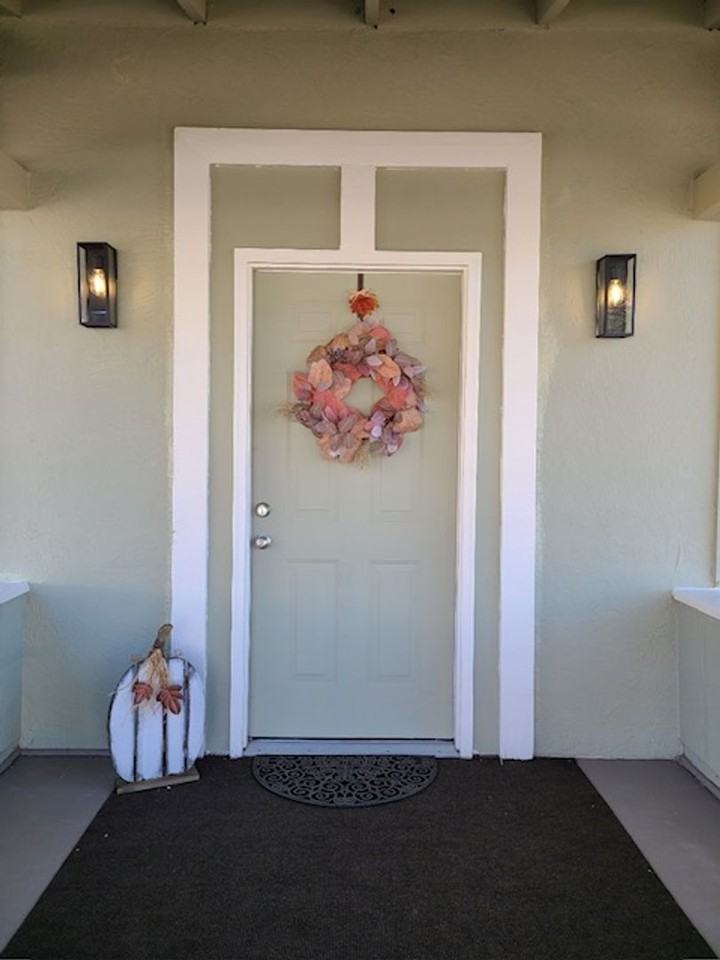 1300 Edith Blvd Se - Photo 4 of 19