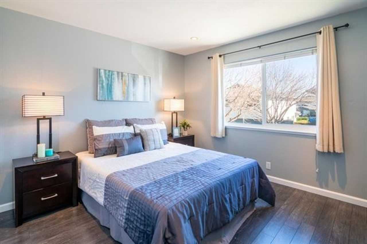 5518 Judith St #4 - Photo 7 of 10