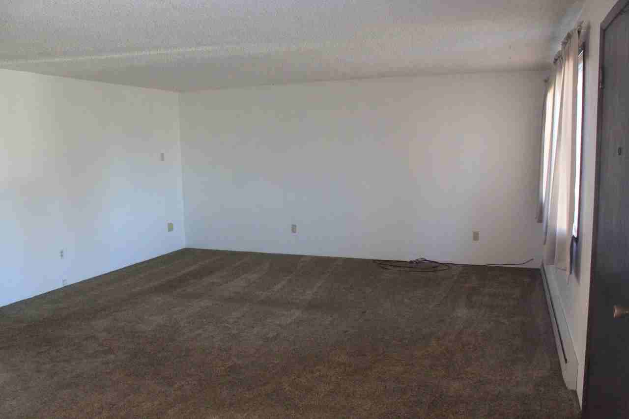 406 W 15th Ave - Photo 3 of 11