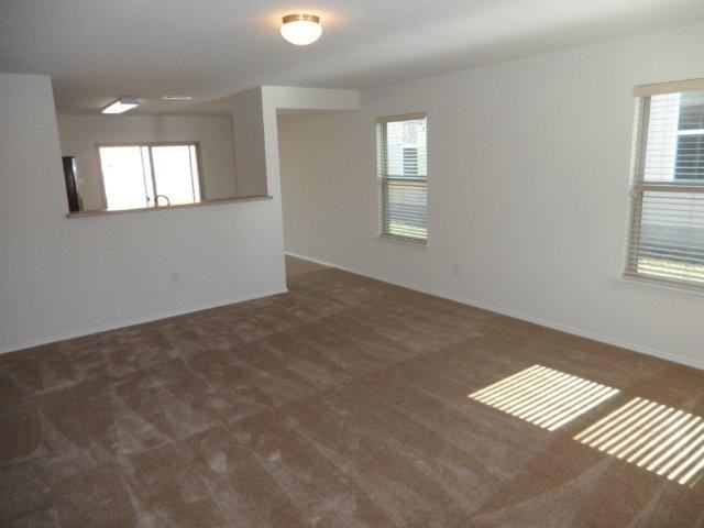 2201 Sims Dr - Photo 6 of 12