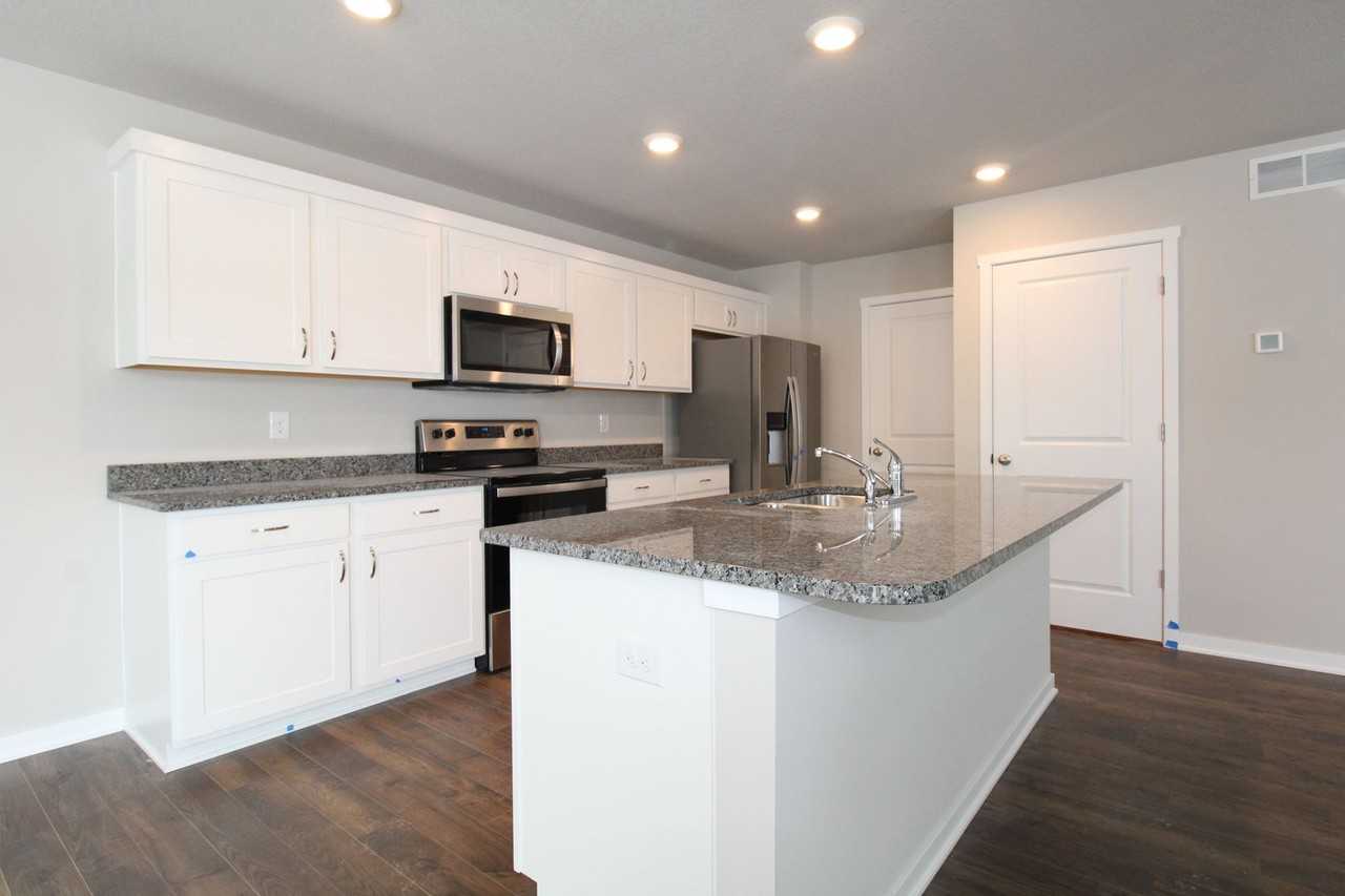 3009 Nw 29th St - Photo 5 of 29