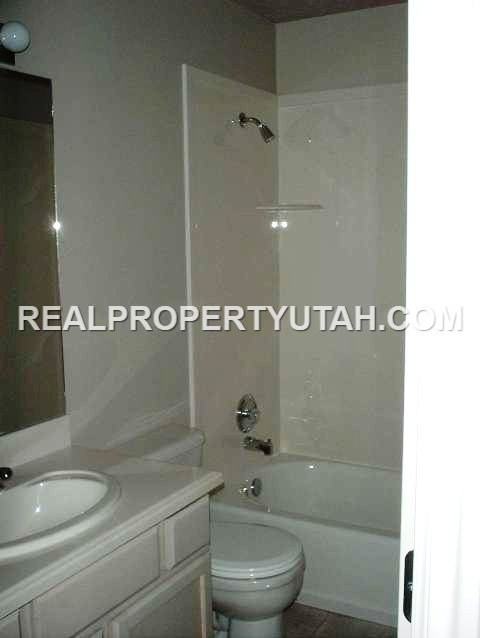 5620 S 4650 W - Photo 7 of 11