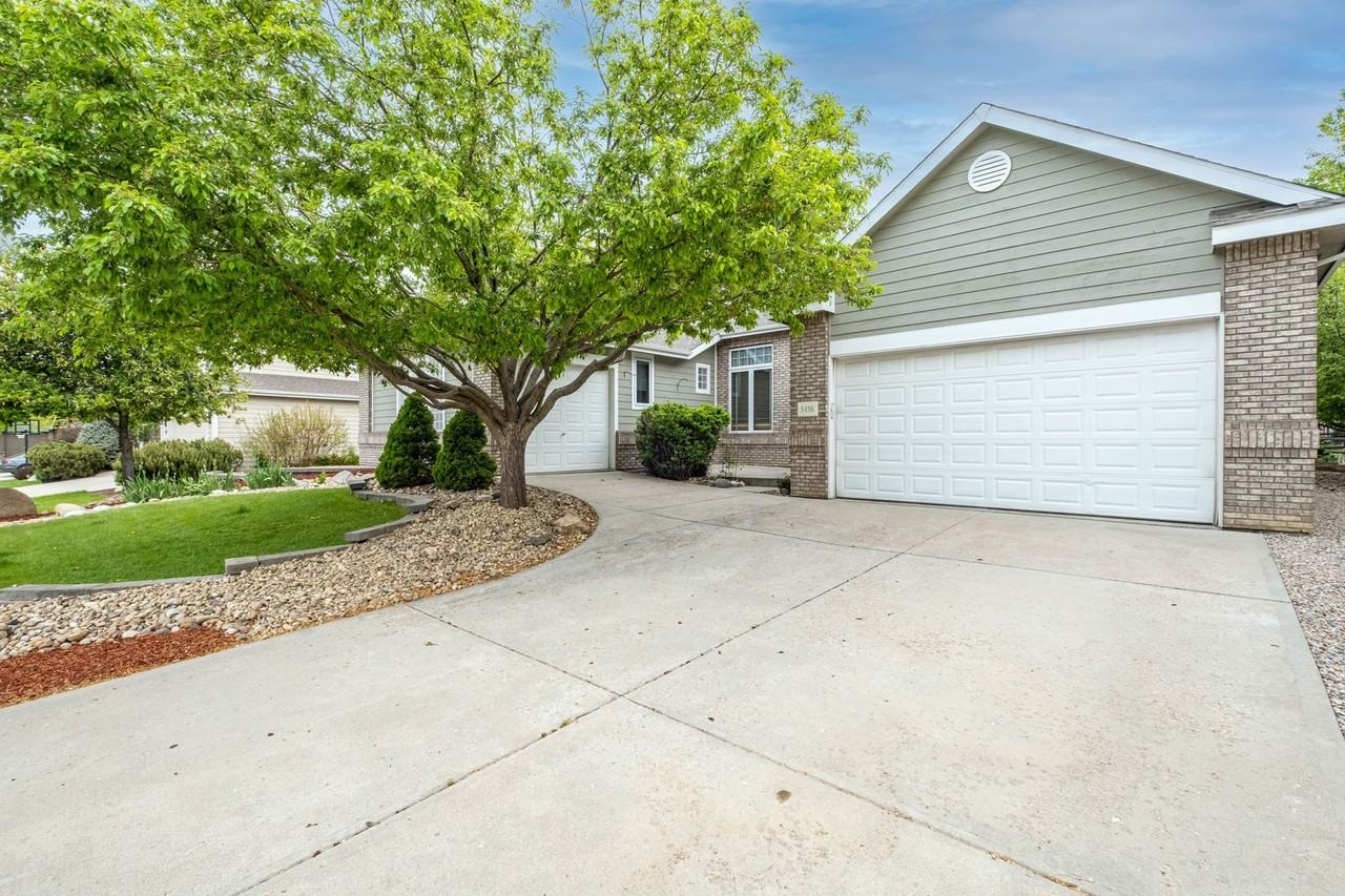 5436 Hunter Dr - Photo 2 of 40