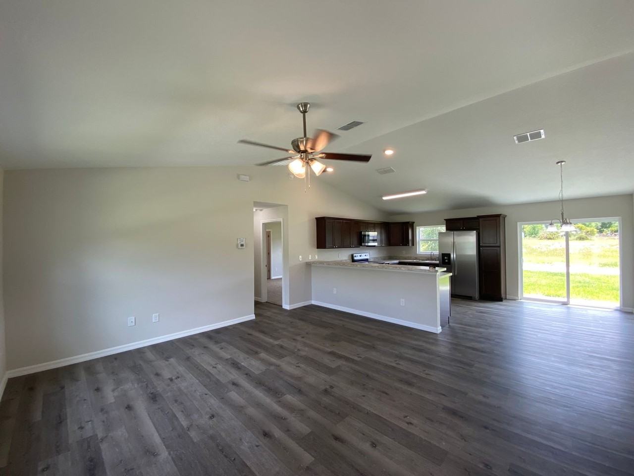 338 Larch Rd - Photo 4 of 30