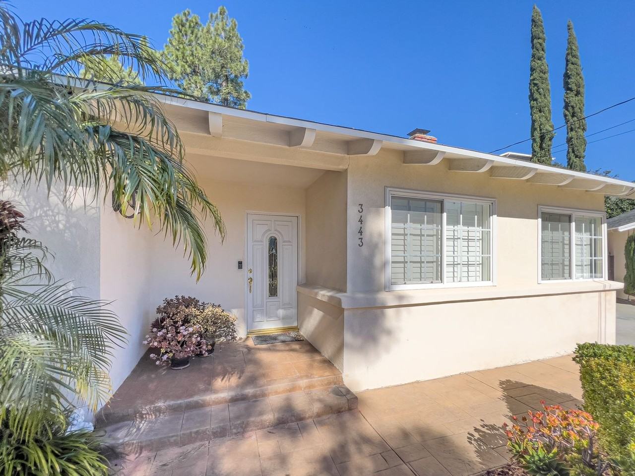 3443 Burritt Way - Photo 3 of 22