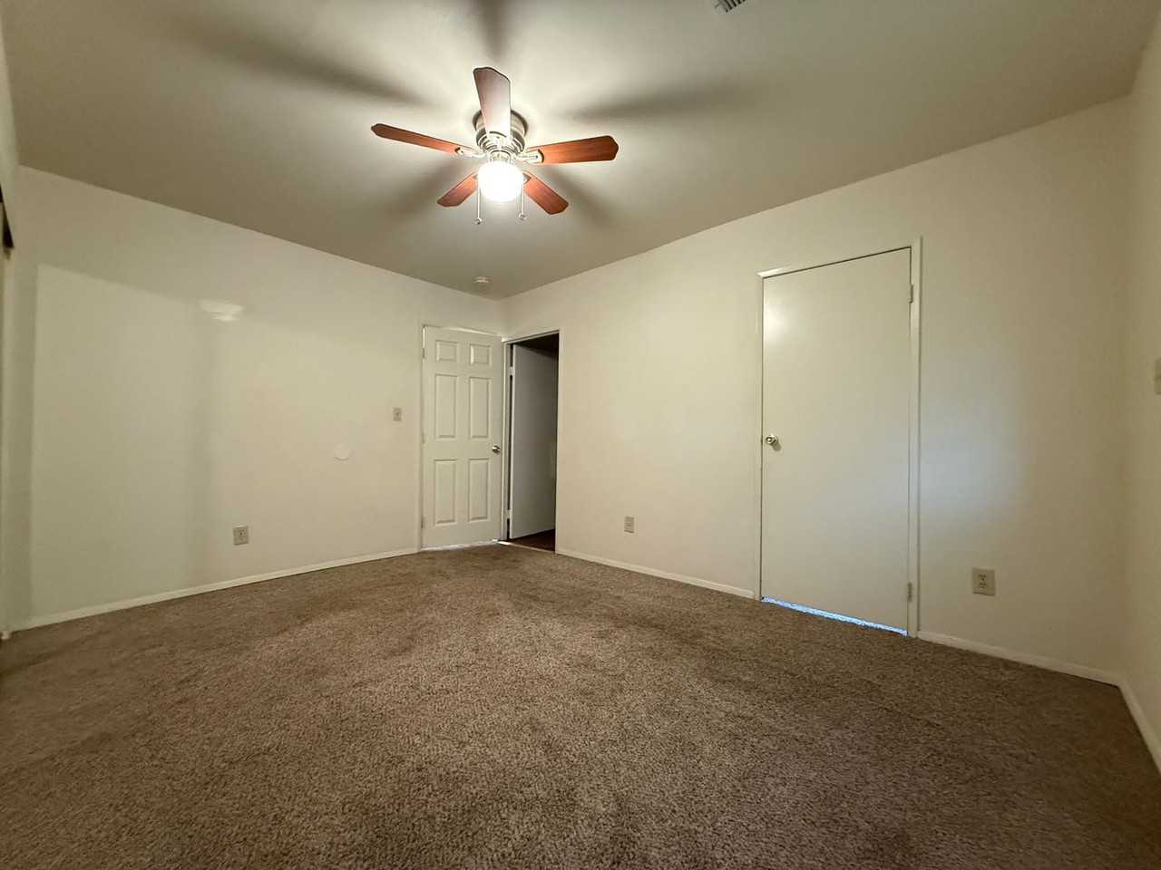 319 F St - Photo 6 of 12