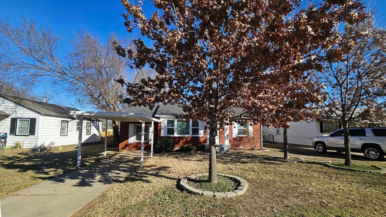 721 Procter Pl - Photo 2 of 21