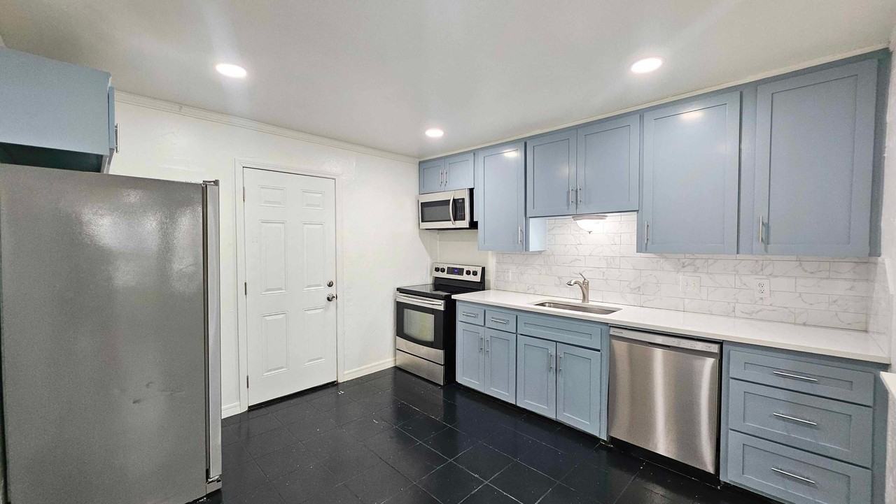 721 Procter Pl - Photo 7 of 21